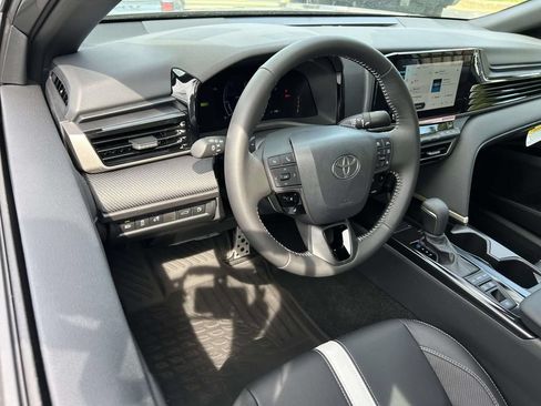 New 2026 Toyota Camry SE w/ Convenience Package FWD image 12