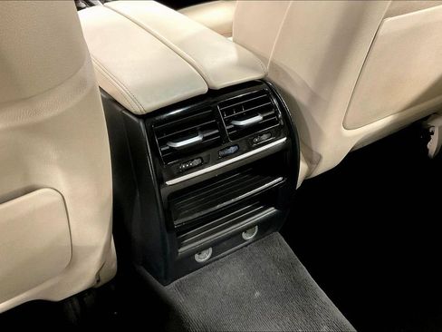 Used 2018 BMW 640i Gran Turismo xDrive AWD/4WD image 10