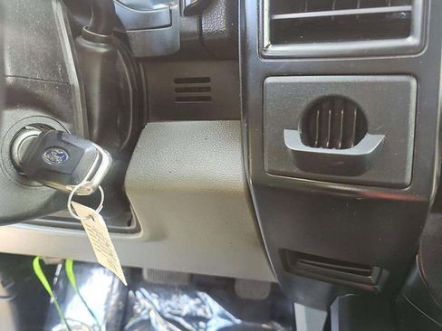 Used 2020 Ford F150 XL w/ Equipment Group 101A Mid image 9