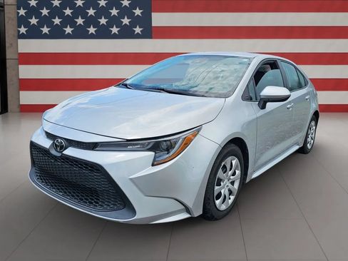 Used 2022 Toyota Corolla LE FWD image 1