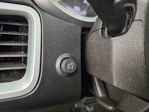 Used 2013 Chevrolet Equinox LS AWD/4WD image 20