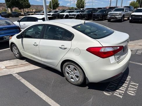 Used 2014 Kia Forte LX FWD image 3