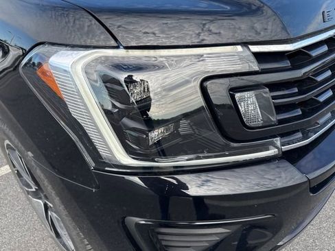 Used 2019 Ford Expedition Limited w/ Equipment Group 303A AWD/4WD image 12