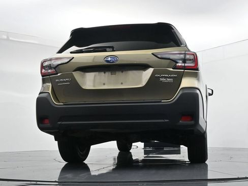 Used 2024 Subaru Outback Premium AWD/4WD image 21