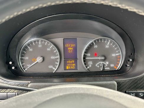 Used 2018 Mercedes-Benz Sprinter 2500 image 29