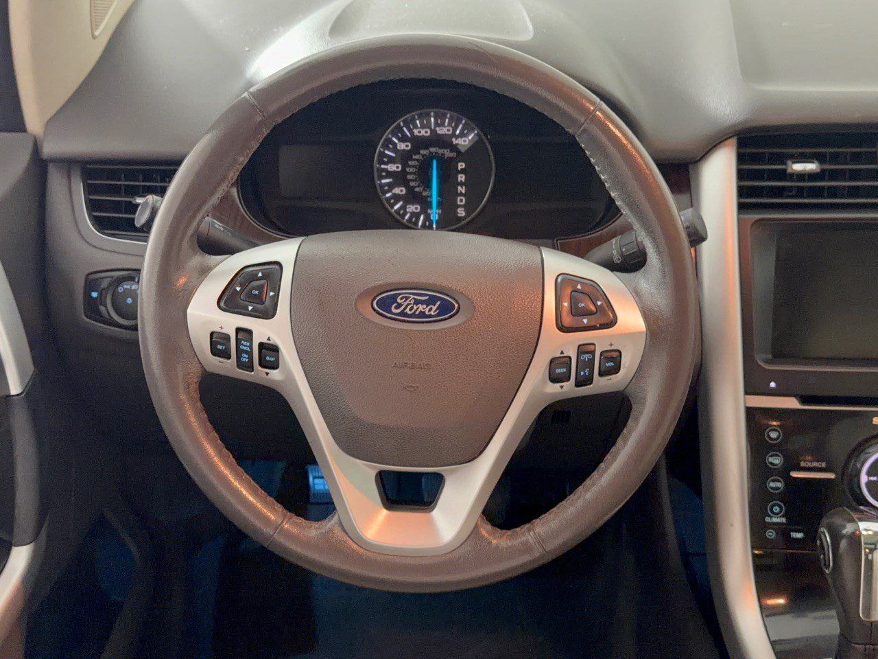 Used 2013 Ford Edge Limited FWD image 10