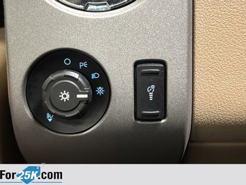 Used 2013 Ford F350 4x4 Crew Cab DRW Super Duty image 39