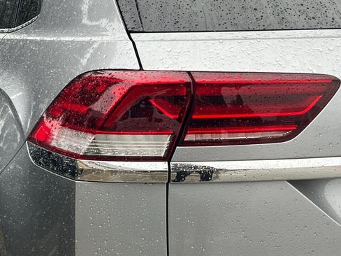 Used 2021 Volkswagen Atlas Cross Sport S image 26