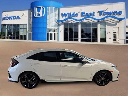 Used 2020 Honda Civic Sport Touring image 9