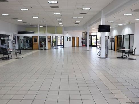 Used 2021 Mercedes-Benz GLC 300 image 40