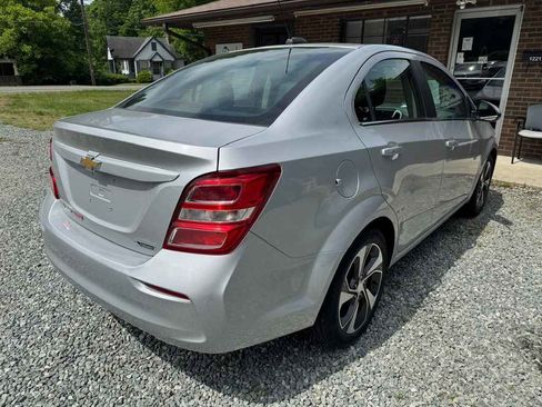 Used 2018 Chevrolet Sonic Premier FWD image 5