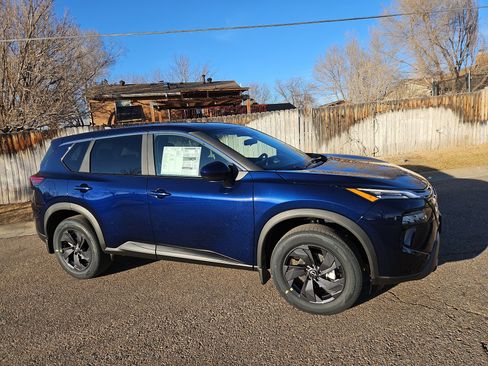 New 2026 Nissan Rogue SV w/ Cold Weather Package AWD/4WD image 2