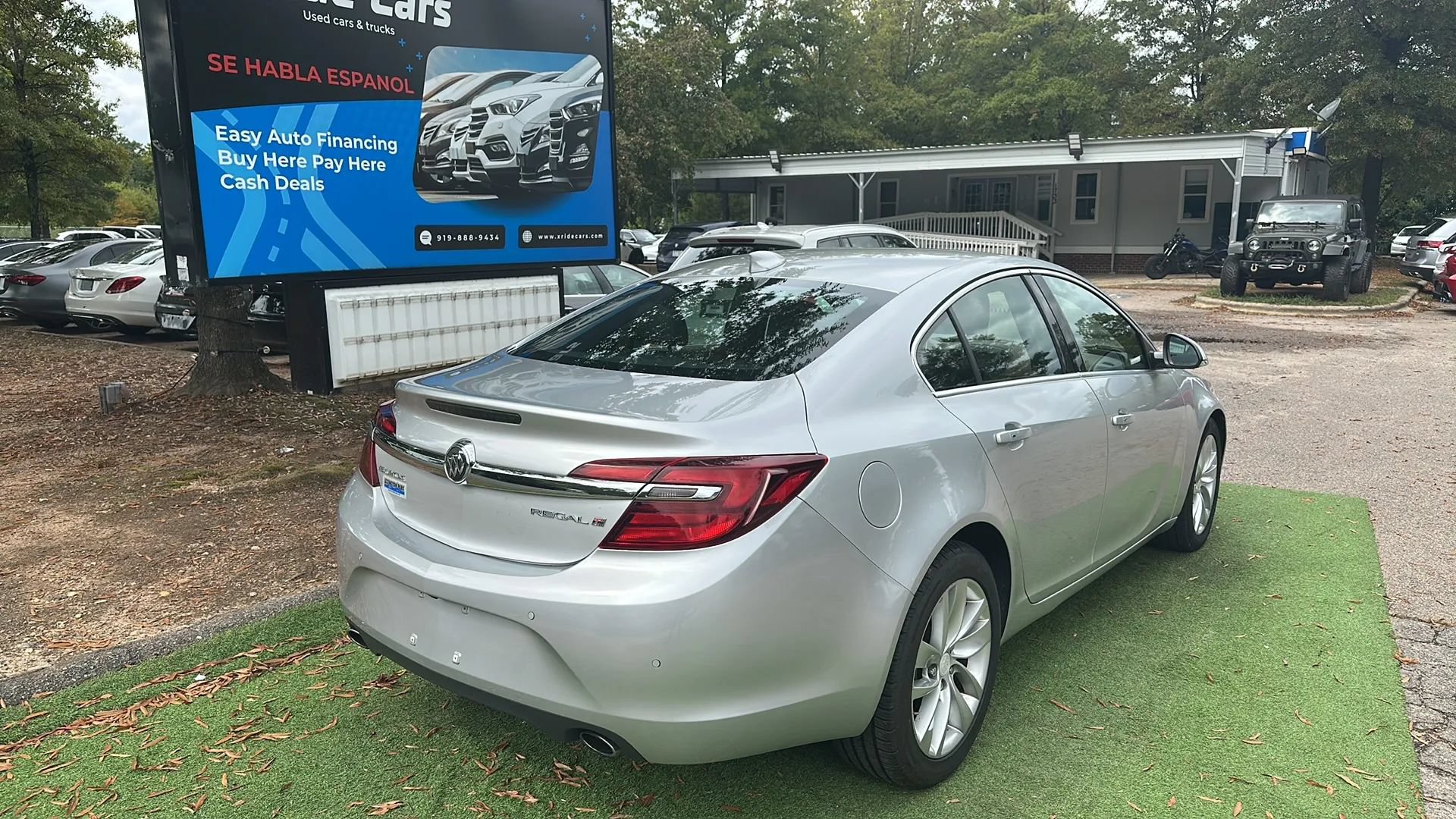 Used 2015 Buick Regal Premium FWD image 5