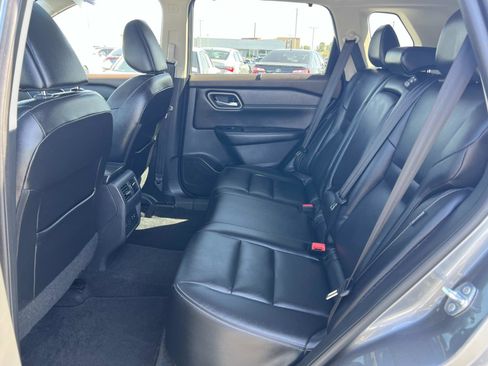 Used 2021 Nissan Rogue SL image 21