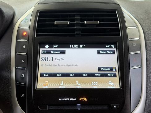 Used 2018 Lincoln MKC Premiere FWD image 52