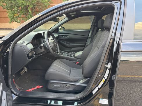 Used 2023 Honda Accord Sport image 30