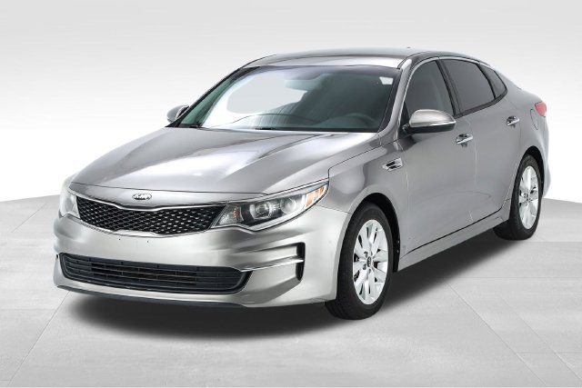 Used 2018 Kia Optima LX w/ Convenience Package FWD image 1