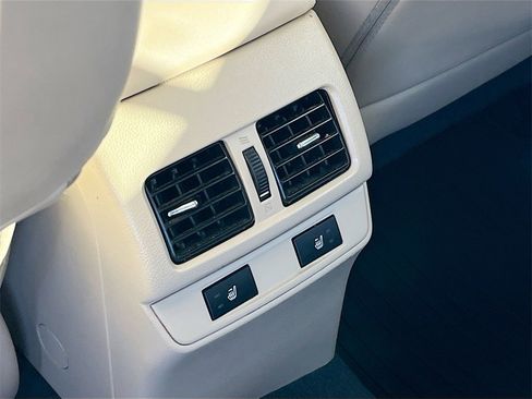 Used 2015 Subaru Outback 2.5i Limited image 25