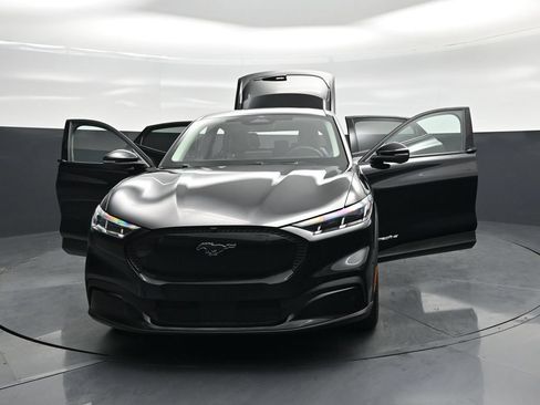 Certified 2024 Ford Mustang Mach-E Select RWD image 32