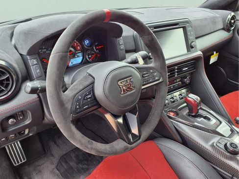 Certified 2020 Nissan GT-R NISMO AWD/4WD image 13