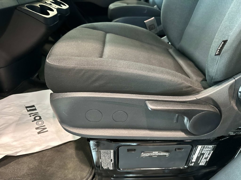 Used 2025 Mercedes-Benz Sprinter 3500 image 18