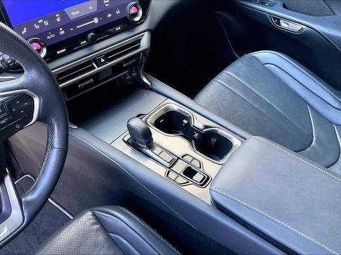 Used 2024 Lexus RX 350 F Sport w/ Convenience Package image 16