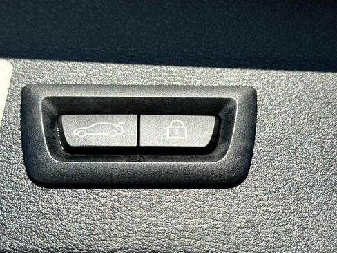 Used 2022 BMW X1 sDrive28i FWD image 12