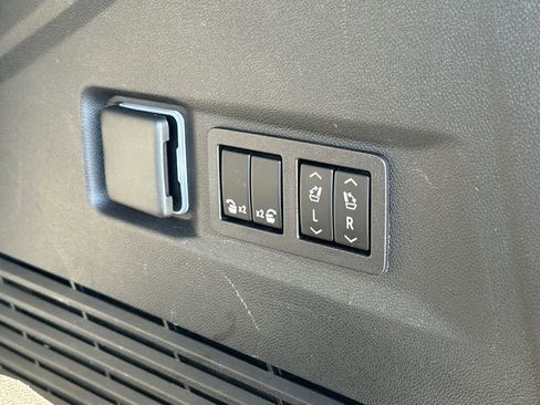 Used 2023 Chevrolet Tahoe RST w/ Luxury Package image 8