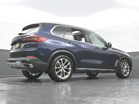 Used 2022 BMW X5 xDrive40i AWD/4WD image 44