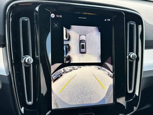 New 2026 Volvo XC40 B5 Ultra w/ Protection Package Premier image 11