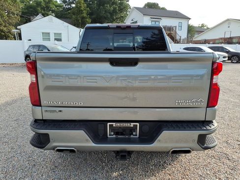 Used 2023 Chevrolet Silverado 1500 High Country w/ High Country Premium Package AWD/4WD image 6