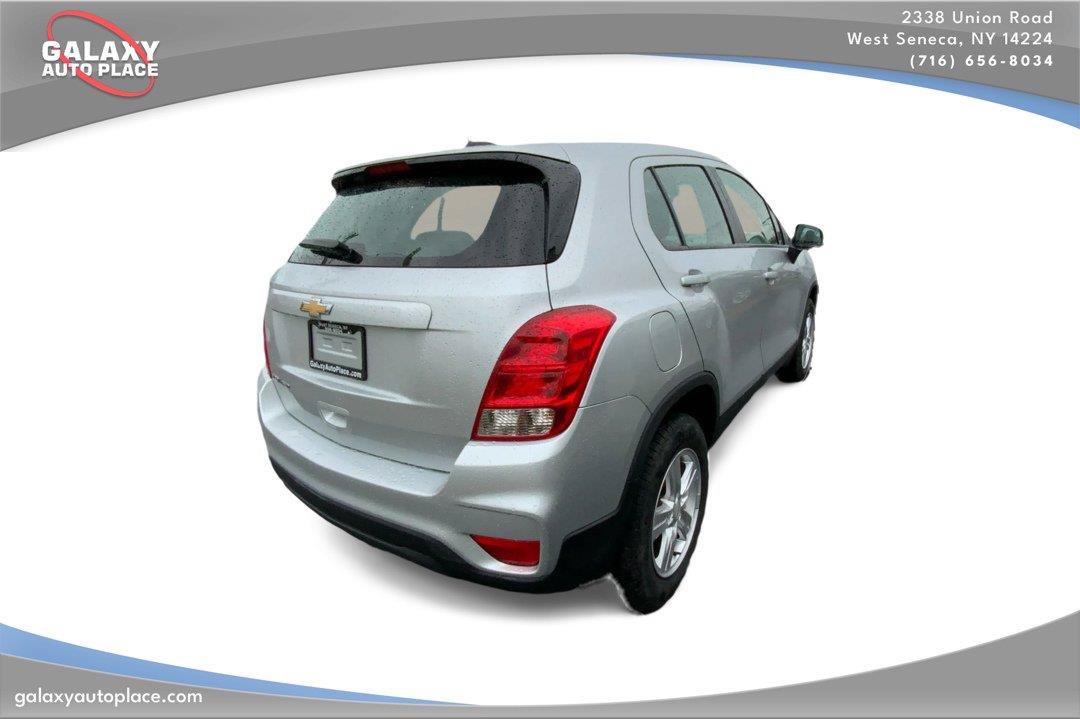 Used 2018 Chevrolet Trax LS AWD/4WD image 5