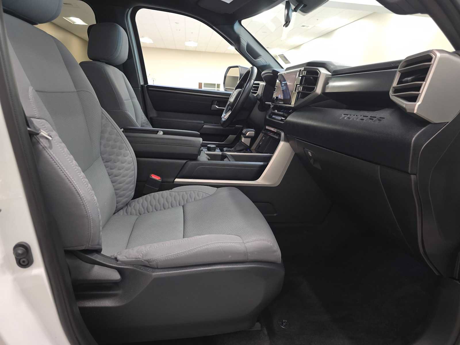 Certified 2025 Toyota Tundra SR5 AWD/4WD image 27