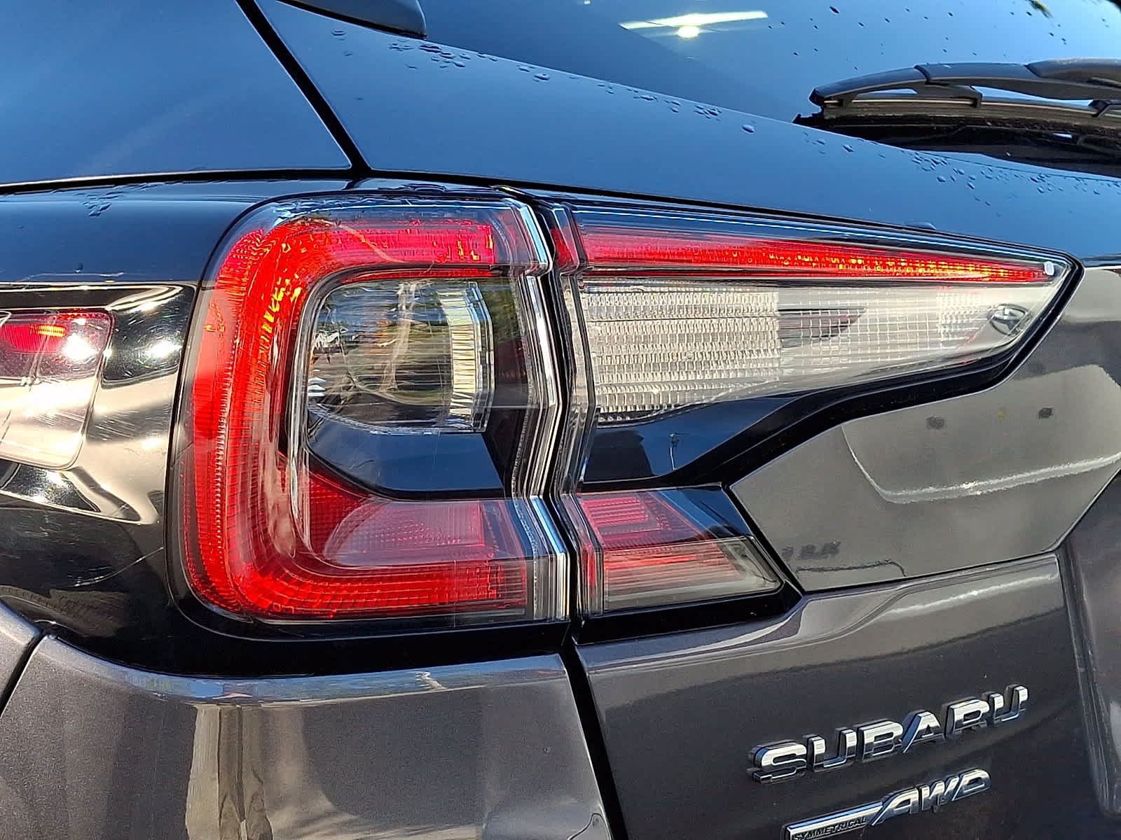 Used 2022 Subaru Outback Limited AWD/4WD image 7