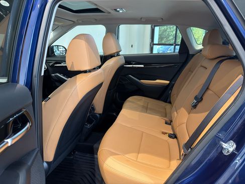 Certified 2025 Kia Seltos EX w/ EX Sunroof Package FWD image 18