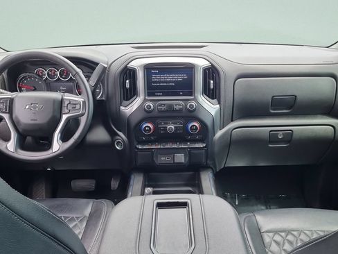 Used 2022 Chevrolet Silverado 1500 RST w/ Safety Package AWD/4WD image 11