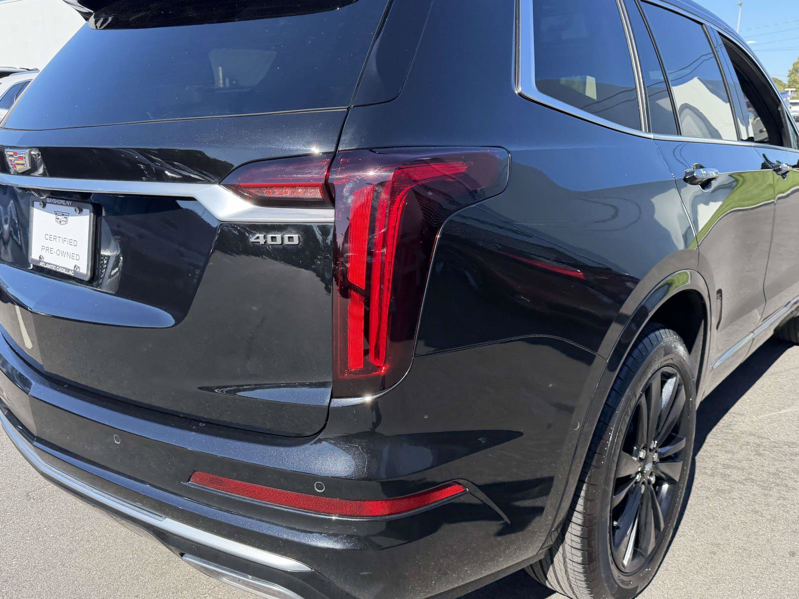 Certified 2024 Cadillac XT6 Premium Luxury w/ Technology Package AWD/4WD image 6