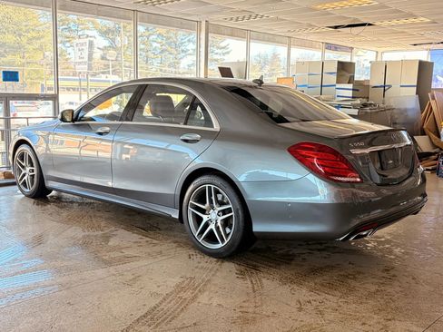 Used 2017 Mercedes-Benz S 550 S 550 4MATIC Sedan 4D image 9