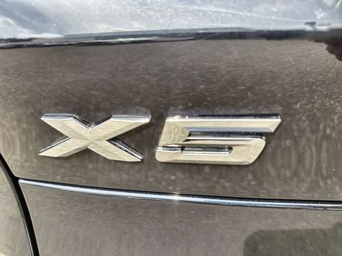 Used 2024 BMW X5 xDrive40i w/ M Sport Package AWD/4WD image 15