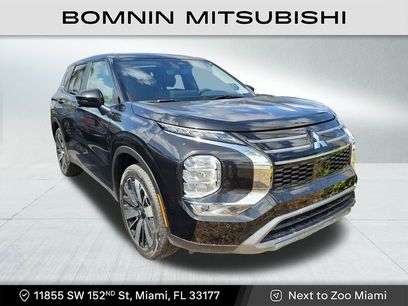 New 2025 Mitsubishi Outlander SE
