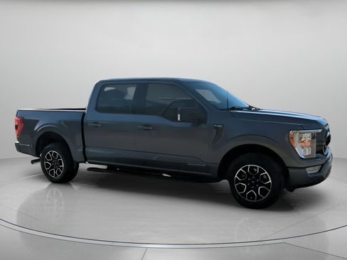 Certified 2021 Ford F150 XLT w/ Equipment Group 302A High image 34