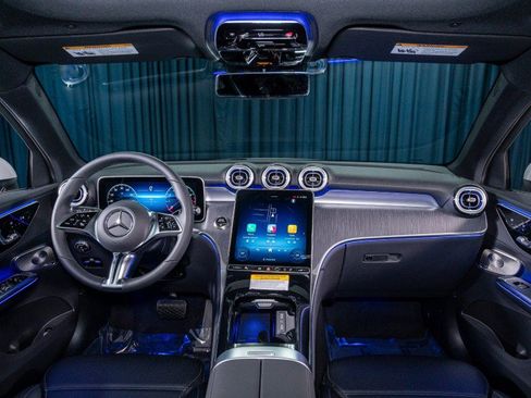 New 2026 Mercedes-Benz GLC 300 image 13