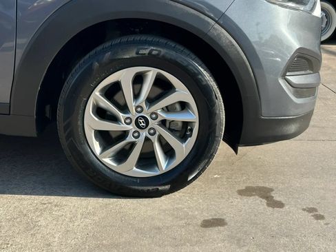 Used 2018 Hyundai Tucson SE FWD image 31