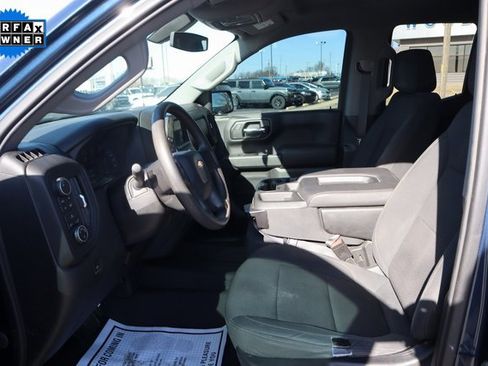 Used 2020 Chevrolet Silverado 1500 Custom w/ Custom Value Package image 5
