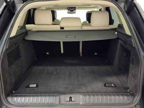 Used 2019 Land Rover Range Rover Sport HSE image 36