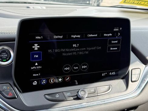 Used 2025 Chevrolet Blazer LT FWD image 37