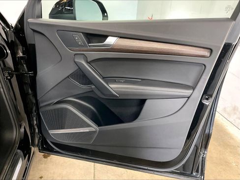 Used 2023 Audi Q5 2.0T Premium Plus w/ Premium Plus Package image 23