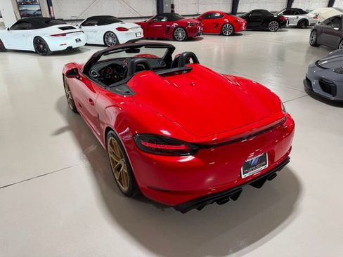 Used 2022 Porsche 718 Boxster Spyder RWD image 95