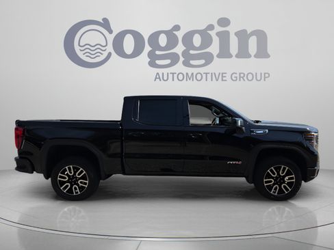 Certified 2026 GMC Sierra 1500 AT4 w/ AT4 Premium Package AWD/4WD image 6