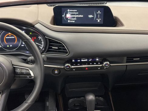 Certified 2025 MAZDA CX-30 AWD 2.5 S w/ Premium Package image 19